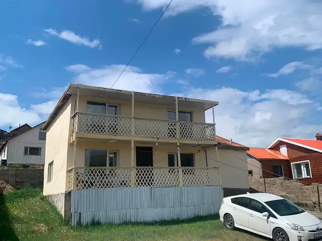 Сбд хашаа байшин, Улаанбаатар — Сүхбаатар — 20-р хороо
