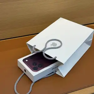 Apple iPhone 18 Pro, 256 gb, Улаанбаатар — Баянзүрх — 14-р хороолол
