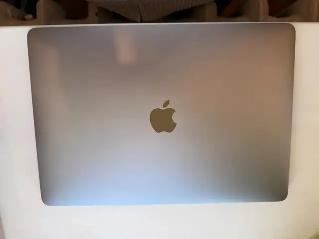 13.3, Intel Core i5, 8 GB RAM, 128 GB, Улаанбаатар — Сонгинохайрхан — 10-р хороо