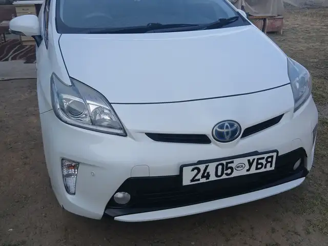 Toyota Prius 30