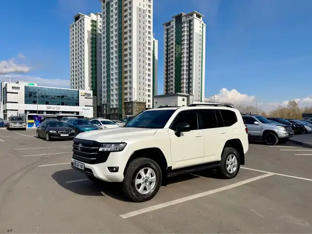 Toyota Land Cruiser 300