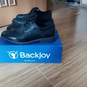 Эрэгтэй ботинк, Улаанбаатар — Баянгол — Төмөр зам