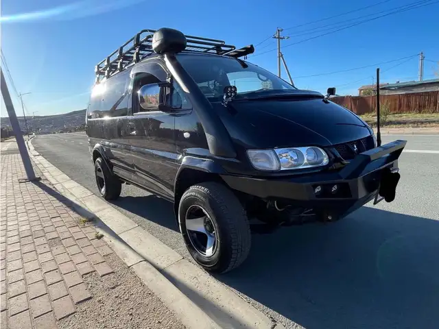 Mitsubishi Delica