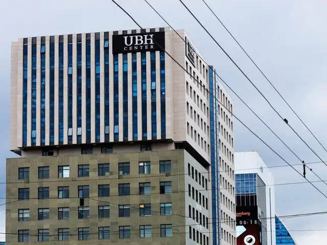Хотын төв ubh center-д үйлчилгээ оффис зориулалттай талбай 30.56мкв, Улаанбаатар — Сүхбаатар — 1-р хороо