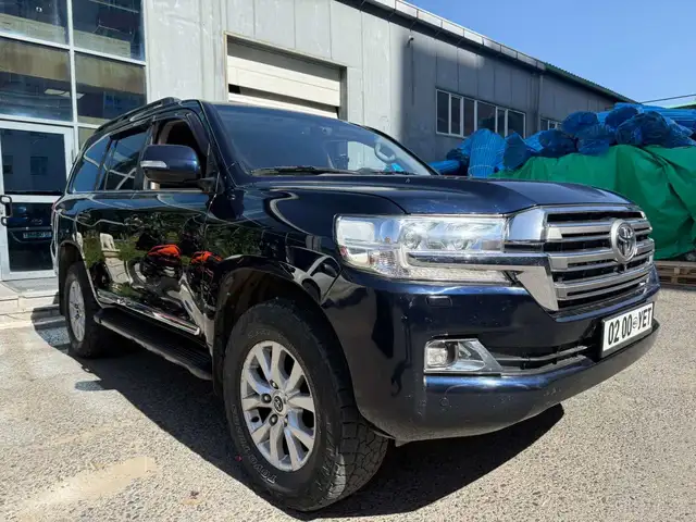 Toyota Land Cruiser 200