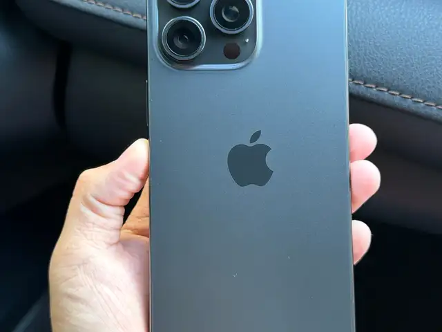 Apple iPhone 15 Pro Max, 256 gb, Black Titanium, Улаанбаатар — Баянгол — 12-р хороо