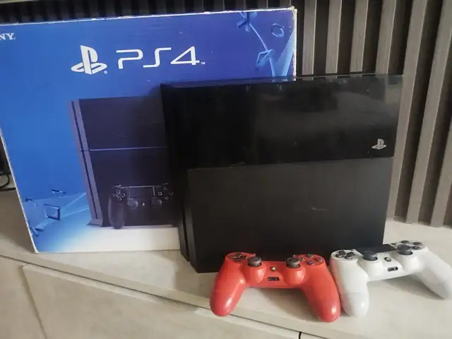 Ps4 chiptei 2 controllertoi, Улаанбаатар — Баянгол — 17-р хороо