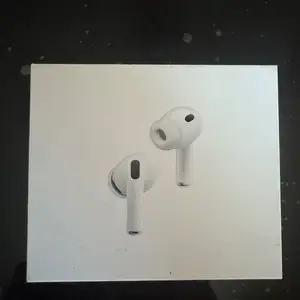 Airpod pro 3, Улаанбаатар — Сүхбаатар — 11-р хороолол