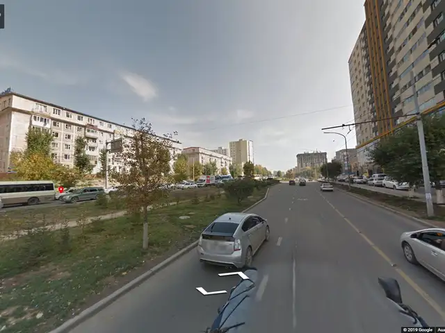 Зүүн 4 зам 2 өрөө орон сууц 42мкв, Улаанбаатар — Баянзүрх — 4-р хороо