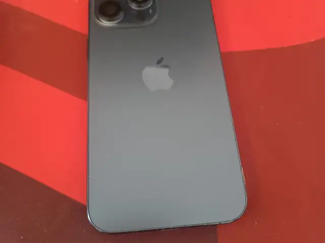 Apple iPhone 15 Pro Max, 8 gb, Natural Titanium, Улаанбаатар — Баянгол — 3, 4 хороолол