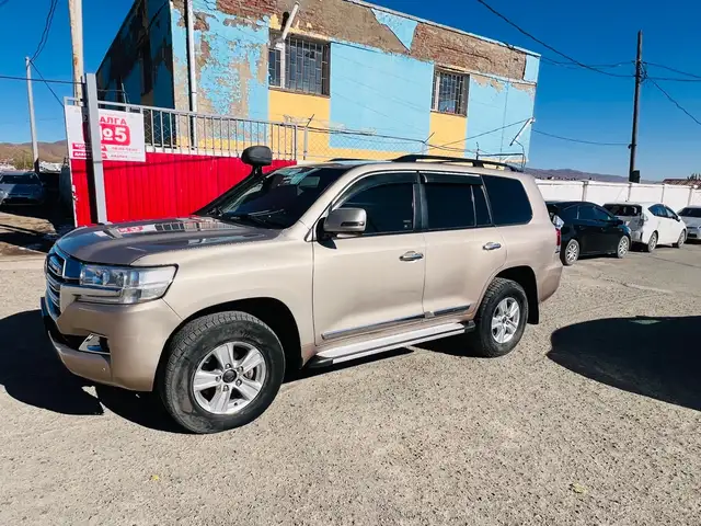Toyota Land Cruiser 200