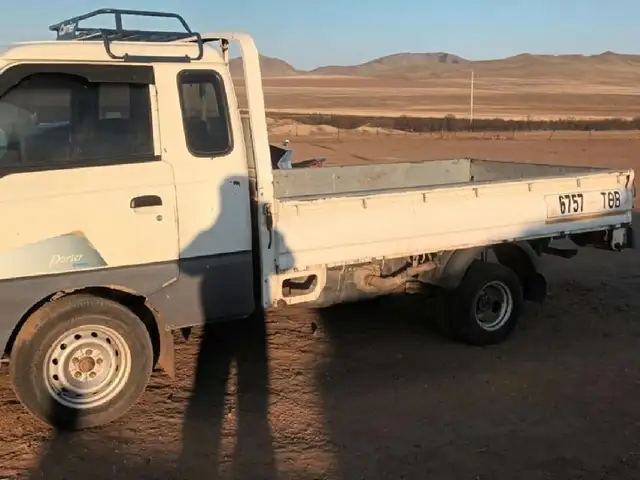Hyundai Бүхээгтэй, 2003, Төв
