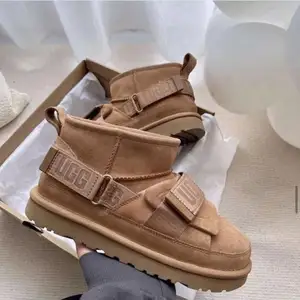 Ugg, Улаанбаатар — Баянзүрх — Халдвартын эмнэлэг