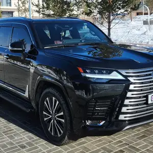 Lexus LX 600