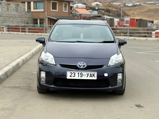 Toyota Prius 30