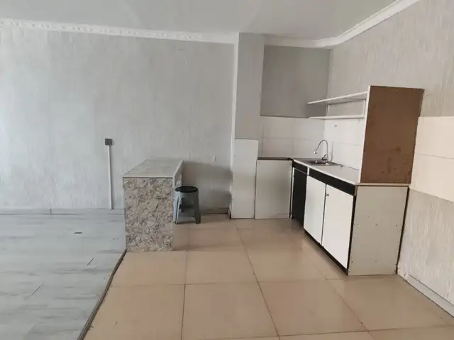Бзд,нохойтой хөшөөний баруун талд, нарны зам дагуу 1 өрөө 50м2, Улаанбаатар — Баянзүрх — 13-р хороо