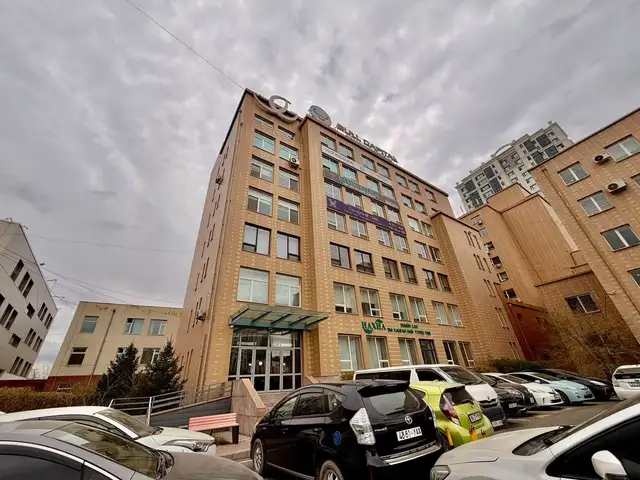 Нарны зам дагуу urbanek-н зүүн талд 401,69мкв оффис, Улаанбаатар — Сүхбаатар — 2-р хороо