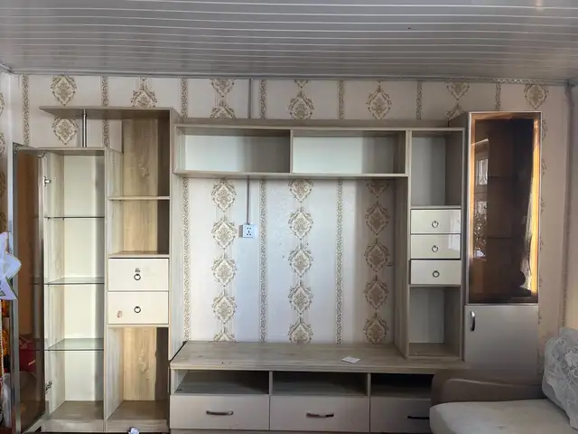 Зочны өрөөний стенк, Улаанбаатар — Сүхбаатар — 5-р хороолол