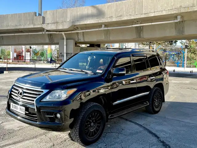 Lexus LX 570