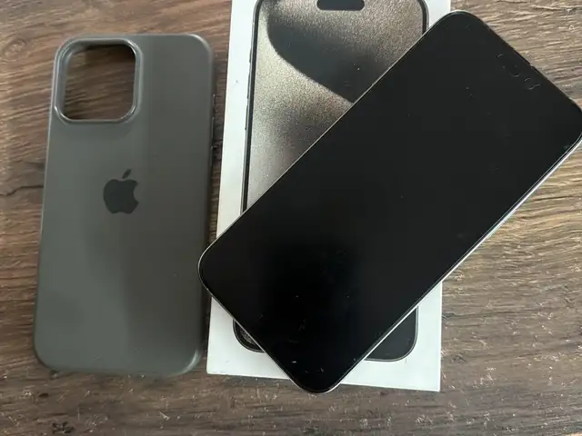 Apple iPhone 15 Pro Max, 256 gb, Natural Titanium, Улаанбаатар — Баянзүрх — 16-р хороолол