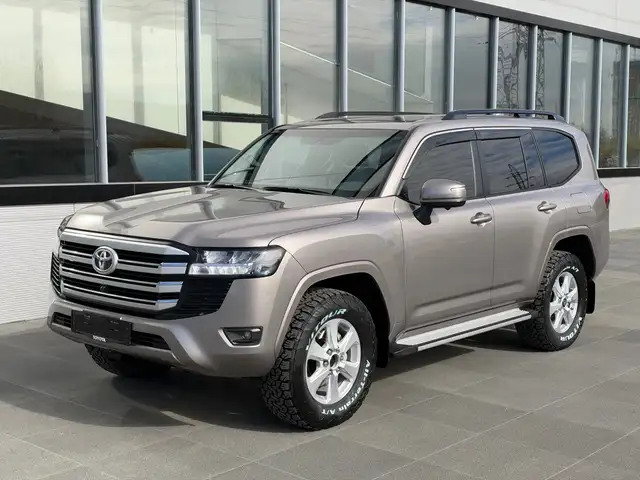 Toyota Land Cruiser 300