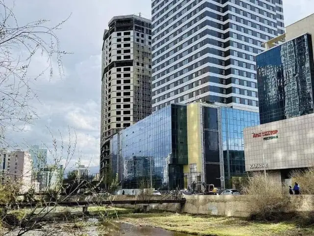 River castle худалдаа үйлчилгээ оффис талбай 98мкв, Улаанбаатар — Сүхбаатар — 8-р хороо