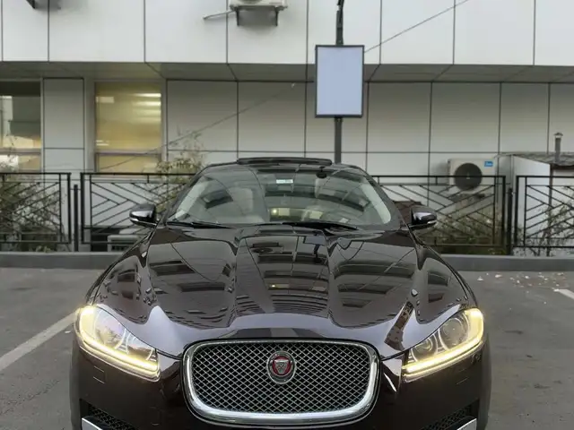 Jaguar X-Type
