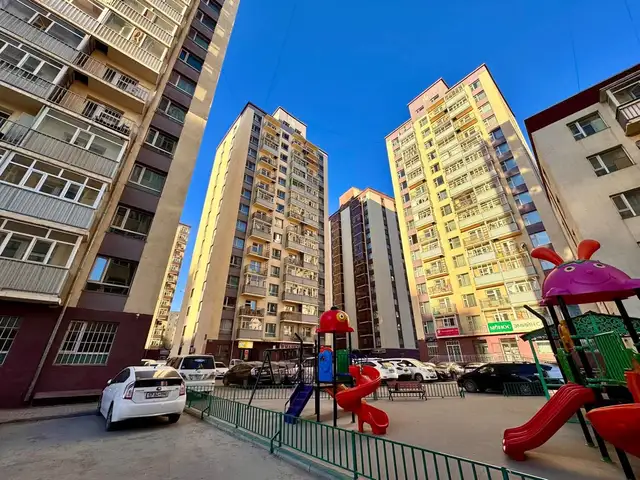 Дөлгөөн нуур, түшиг багана хотхонд 1 давхрын 89.73 мкв үйлчилгээний талбай, Улаанбаатар — Сүхбаатар — Дөлгөөн нуур