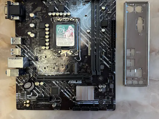 Asus h610 m-f d4, Улаанбаатар — Баянзүрх — Их Засаг Их сургууль