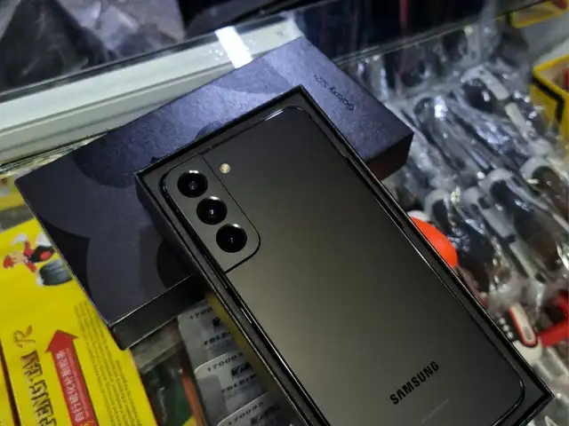 Samsung Galaxy S22+, Улаанбаатар — Баянзүрх — 25-р хороо