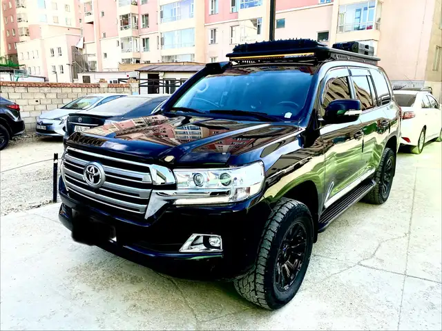 Toyota Land Cruiser 200