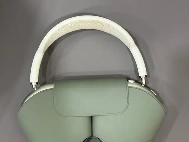 Airpods max lightning, Улаанбаатар — Хан-Уул — Яармаг