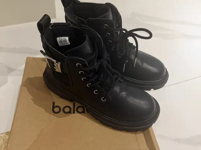 Balabala 35 size, Улаанбаатар — Хан-Уул — 11-р хороо