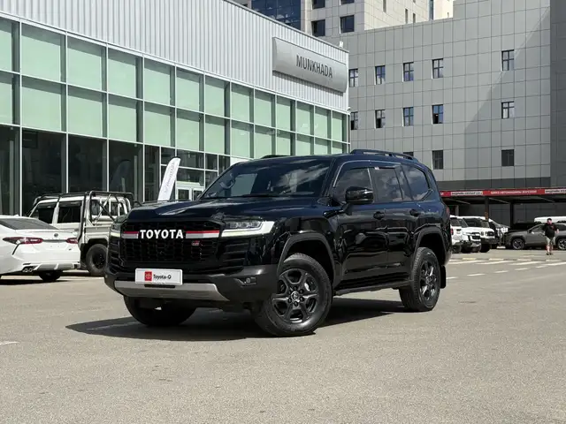 Toyota Land Cruiser 300