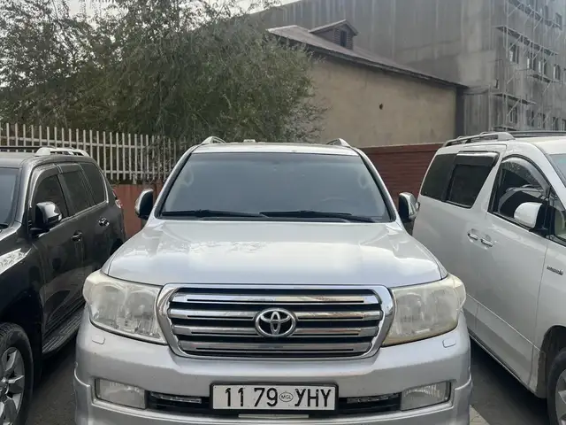 Toyota Land Cruiser 200