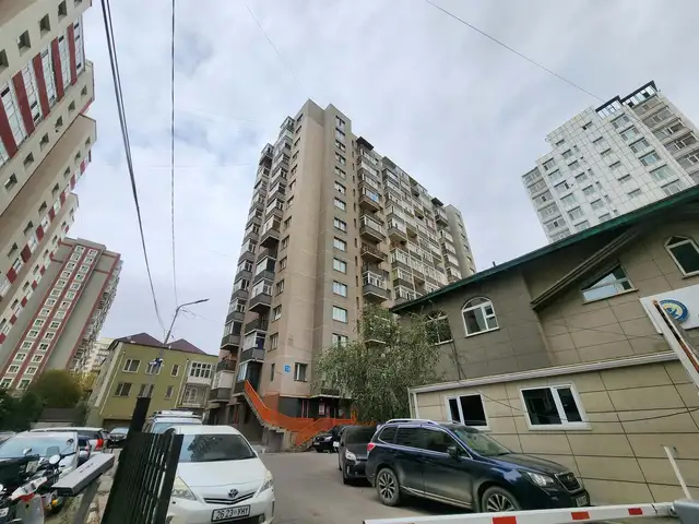 Суис-ийн хойно, анкарагийн 72-р байр 3 өрөө 49.31мкв, Улаанбаатар — Чингэлтэй — 6-р хороо
