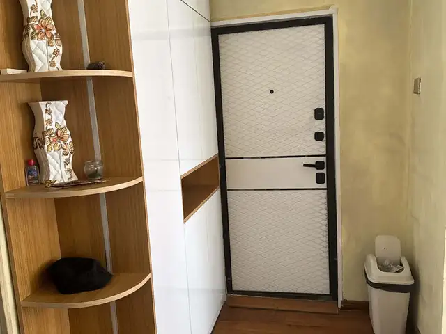 Төв аймаг зуунмод суманд бүрэн тавилгатай 3 өрөө байр 68мкв, Төв