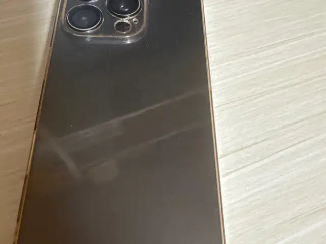 Apple iPhone 15 Pro, 256 gb, Black Titanium, Улаанбаатар — Сүхбаатар — 100 айл