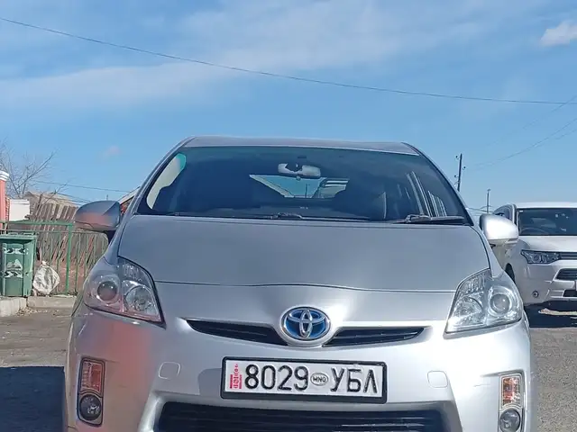 Toyota Prius 30