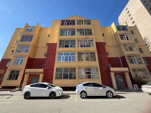 Нарны зам дагуу саруул захын урд 2 өрөө байр 55мкв, Улаанбаатар — Сүхбаатар — 5-р хороо