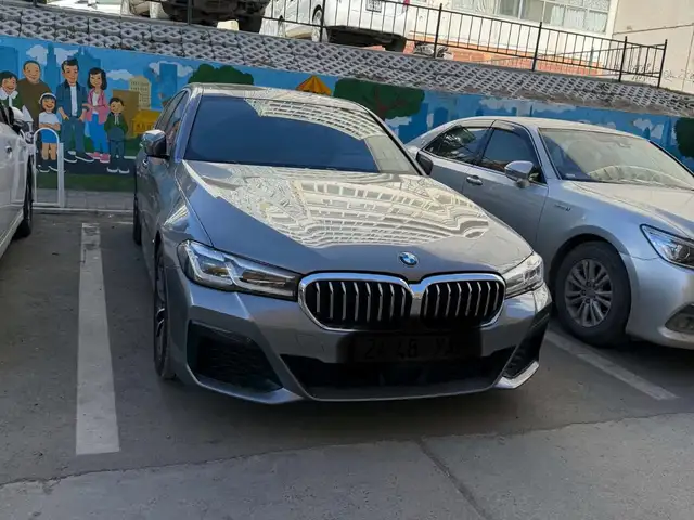 BMW 5-сери