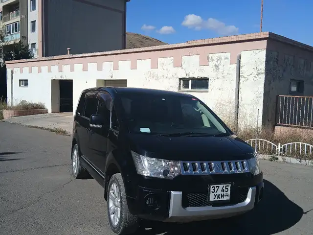Mitsubishi Delica