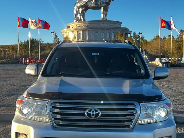 Toyota Land Cruiser 200