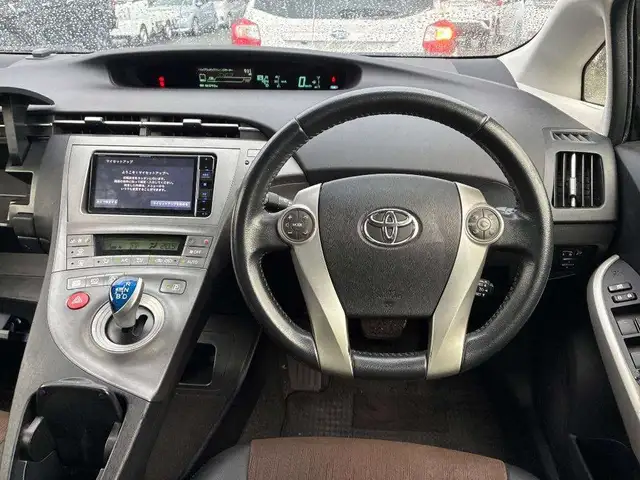 Toyota Prius 30