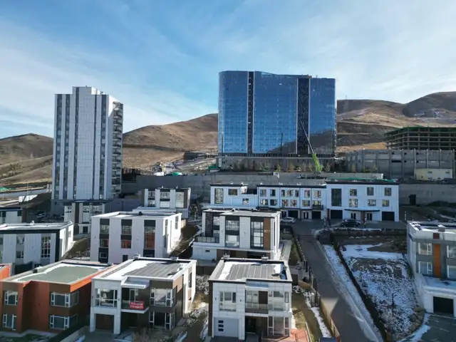 Худ зайсангийн эцэст гэрэгэ вилла н урд zaisan luxury residence single haus, Улаанбаатар — Хан-Уул — Зайсан