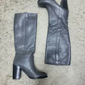 WHAT FOR гутал, Улаанбаатар — Сонгинохайрхан — 18-р хороо