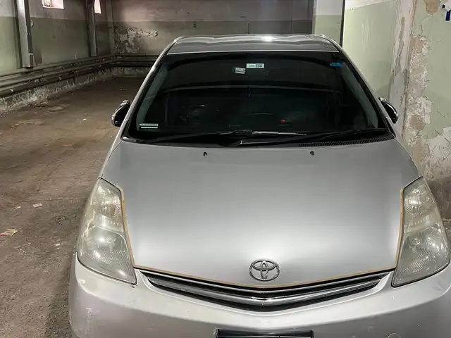 Toyota Prius 20
