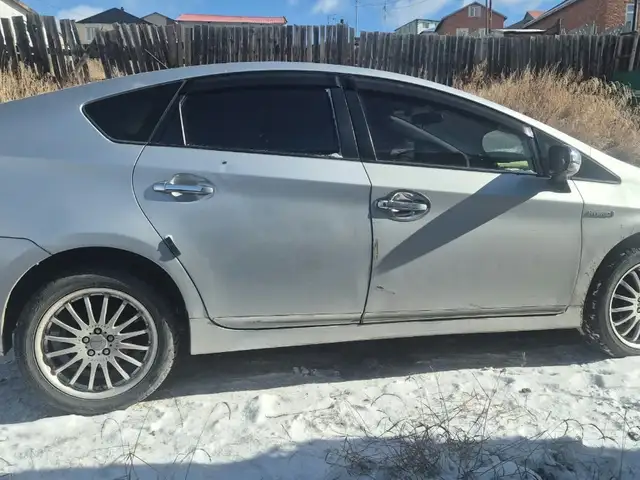 Toyota Prius 30