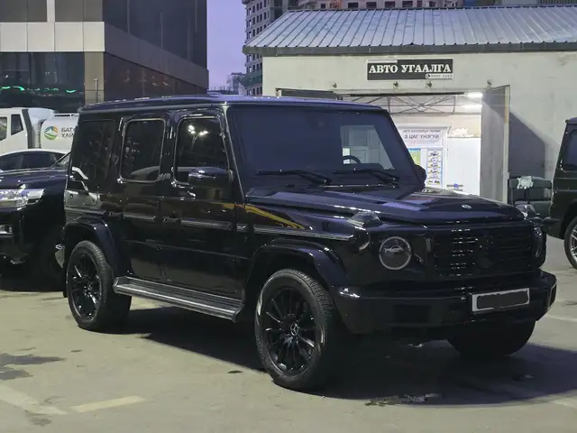 Mercedes-Benz G-Class