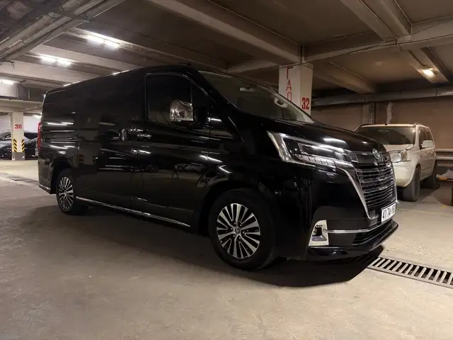Toyota Granvia